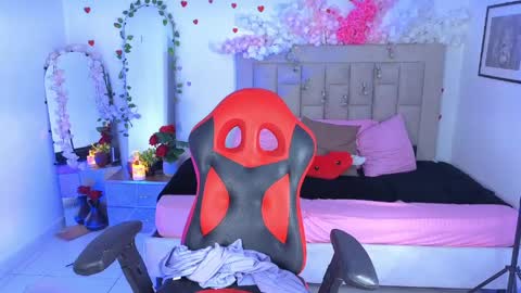 Isla Rosee18 online show from April 2026 01:53:01 AM