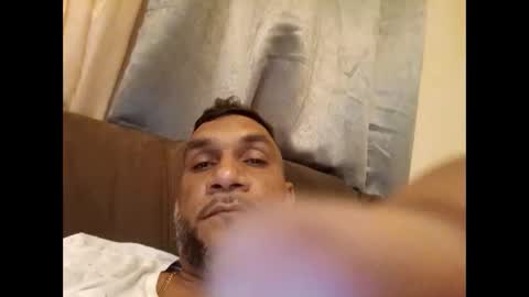 Dee and hubby online show from February 2025 01:40:01 AM