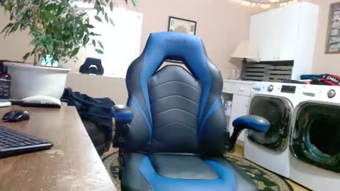 Snapshot of islandguy70 chatting on December 2024 10:47:01 PM Jim online show from December 2024 10:47:01 PM