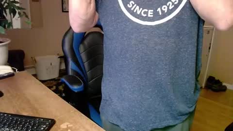 Snapshot of islandguy70 chatting on January 2025 08:54:01 AM Jim online show from January 2025 08:54:01 AM