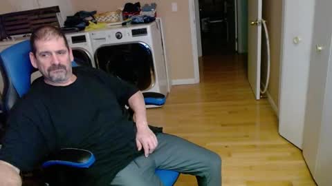 Snapshot of islandguy70 chatting on February 2025 09:51:02 AM Jim online show from February 2025 09:51:02 AM