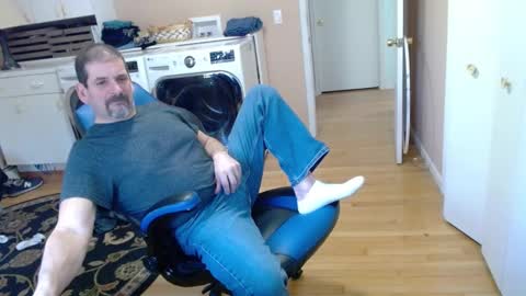 Snapshot of islandguy70 chatting on February 2025 01:51:02 PM Jim online show from February 2025 01:51:02 PM