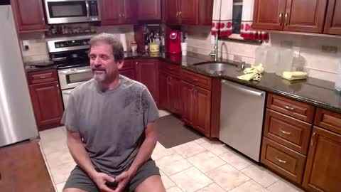 Snapshot of islandguy70 chatting on October 2025 10:53:02 PM Jim online show from October 2025 10:53:02 PM