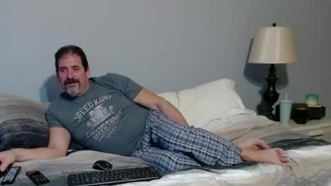 Snapshot of islandguy70 chatting on October 2025 10:47:02 PM Jim online show from October 2025 10:47:02 PM