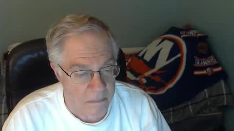 Snapshot of islesman22 chatting on May 2026 01:55:01 AM islesman22 online show from May 2026 01:55:01 AM