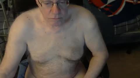 Snapshot of islesman22 chatting on May 2026 09:18:02 AM islesman22 online show from May 2026 09:18:02 AM