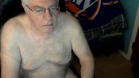 Snapshot of islesman22 chatting on June 2026 09:34:01 AM islesman22 online show from June 2026 09:34:01 AM