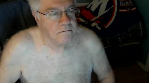 Snapshot of islesman22 chatting on June 2026 09:25:02 AM islesman22 online show from June 2026 09:25:02 AM