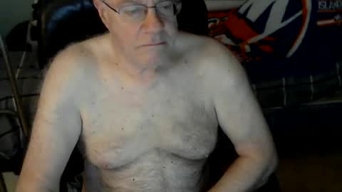 Snapshot of islesman22 chatting on July 2026 09:36:02 AM islesman22 online show from July 2026 09:36:02 AM