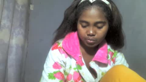 ismayrah online show from May 2026 09:17:01 AM