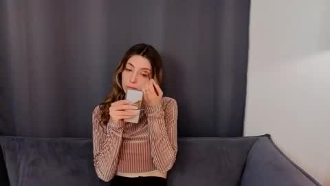 Emilia online show from February 2026 06:20:02 AM