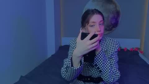 Emilia online show from March 2026 06:42:01 AM