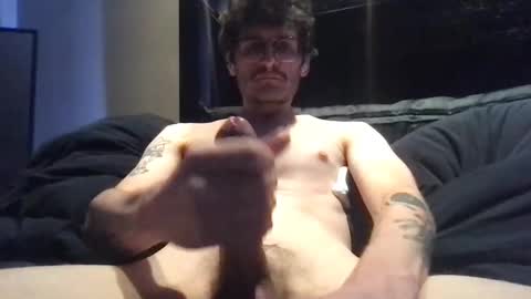 isocialmedia online show from October 2025 08:55:02 AM