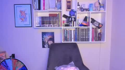 INSTAGRAM issabella18   TWITTER issa latin online show from December 2025 04:54:01 AM