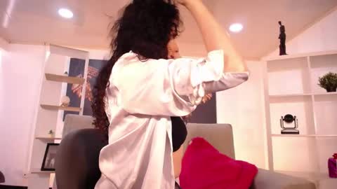 Snapshot of issa_milf chatting on May 2026 12:13:02 PM issa_milf online show from May 2026 12:13:02 PM