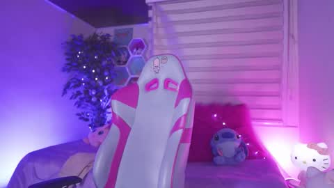 ISSA  online show from November 2025 12:55:02 AM