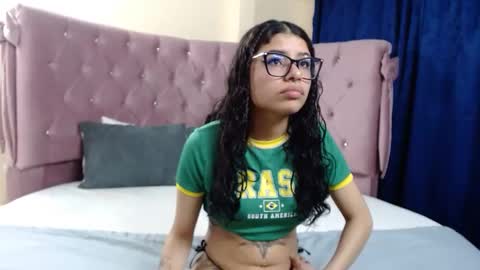 Snapshot of issaa_tyler chatting on April 2026 02:27:02 AM Issa online show from April 2026 02:27:02 AM