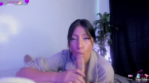 Snapshot of issaandneron_ chatting on November 2025 04:05:01 PM Issa and Neron online show from November 2025 04:05:01 PM