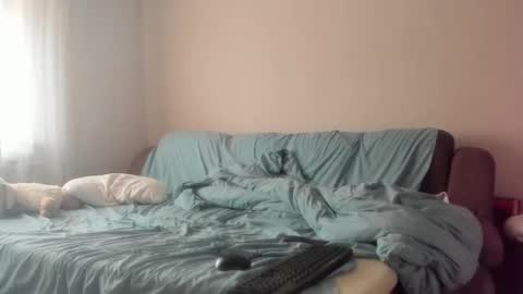 Issabelle online show from February 2026 06:45:02 AM