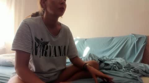 Issabelle online show from July 2026 04:42:01 AM