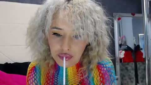 Snapshot of issasmyth chatting on January 2026 04:22:01 PM IssaSmyth online show from January 2026 04:22:01 PM