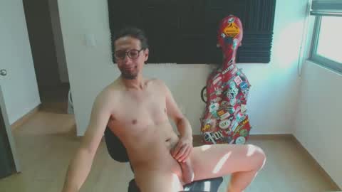 Snapshot of issatyre chatting on November 2025 04:46:01 PM Satyre online show from November 2025 04:46:01 PM