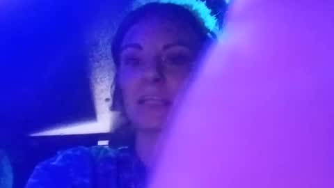 Snapshot of issyamazin667 chatting on October 2025 02:14:01 PM Girlnextdoor online show from October 2025 02:14:01 PM