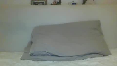 Snapshot of italian_boy_22 chatting on April 2026 11:20:02 PM italian_boy_22 online show from April 2026 11:20:02 PM