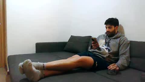 Snapshot of italianboybcn chatting on January 2025 09:09:02 PM italianboybcn online show from January 2025 09:09:02 PM