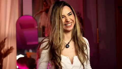 Snapshot of italy_baby chatting on April 2026 05:19:02 PM italy_baby online show from April 2026 05:19:02 PM