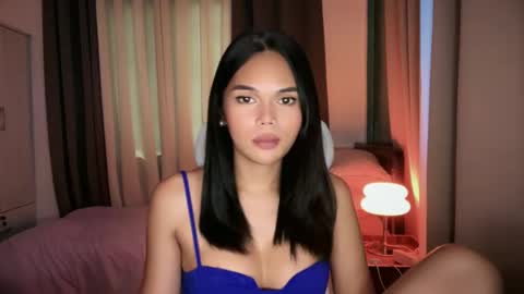 Snapshot of itgirl_cathy chatting on April 2026 05:43:02 AM CathCathy online show from April 2026 05:43:02 AM