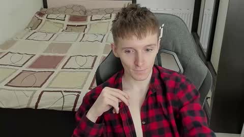 Ethan online show from September 2025 05:45:02 PM