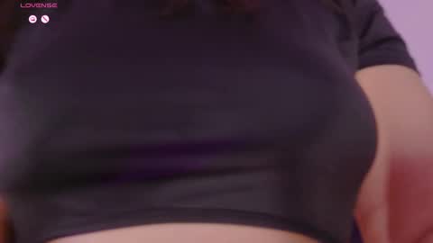 Snapshot of its_bunnyy chatting on March 2026 01:10:02 AM K A R I online show from March 2026 01:10:02 AM