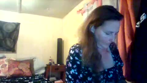 Snapshot of its_kimber chatting on October 2025 12:02:02 PM its kimber online show from October 2025 12:02:02 PM