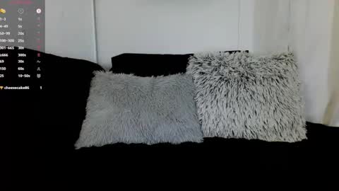 Pixie online show from April 2026 01:33:02 PM