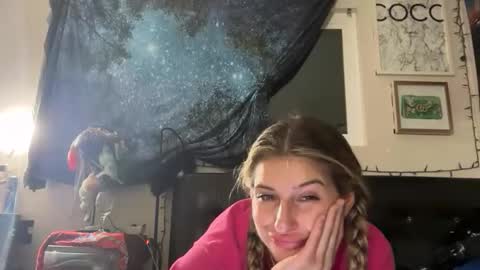 Snapshot of itsamberreid chatting on December 2025 11:04:01 AM itsamberreid online show from December 2025 11:04:01 AM