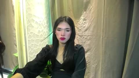 Francine online show from April 2026 03:01:01 PM