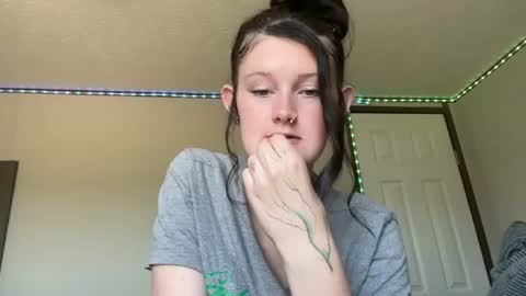 itsKaylaaa online show from June 2026 07:47:01 PM