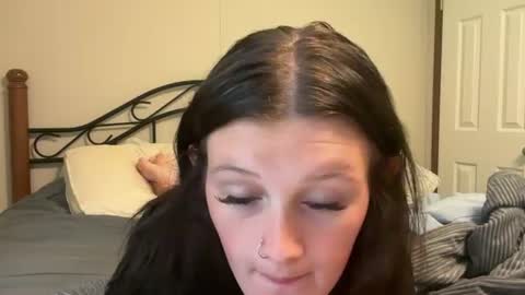 itsKaylaaa online show from June 2026 12:31:01 AM