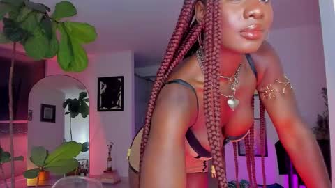 Snapshot of itslau_ chatting on March 2026 02:48:01 AM lau online show from March 2026 02:48:01 AM