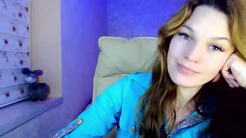 itslunaday online show from November 2025 04:28:02 PM