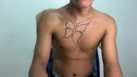 itsme_urboy online show from June 2026 12:23:02 AM