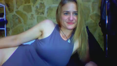 Snapshot of itsmekrissy chatting on March 2026 12:37:01 AM itsmekrissy online show from March 2026 12:37:01 AM