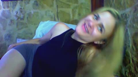 Snapshot of itsmekrissy chatting on March 2026 01:55:02 AM itsmekrissy online show from March 2026 01:55:02 AM