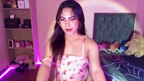 Siana online show from February 2025 11:11:01 AM