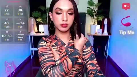 Sofia online show from October 2025 07:39:02 AM