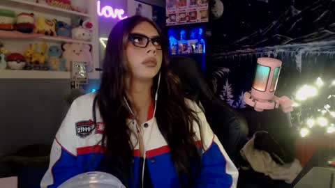 Nicki Foxx online show from January 2025 10:46:02 PM