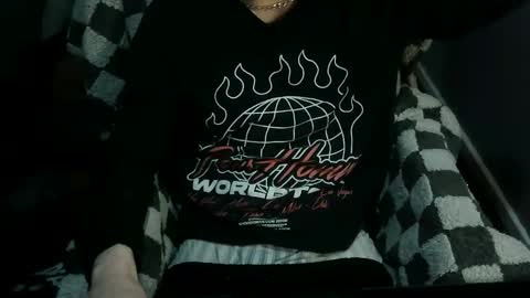 Snapshot of itsnotliam834 chatting on December 2025 12:48:02 AM itsnotliam834 online show from December 2025 12:48:02 AM