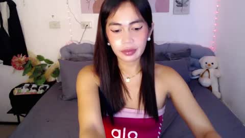 Snapshot of itsurgil_kloeh chatting on July 2026 01:48:01 PM itsurgil_kloeh online show from July 2026 01:48:01 PM