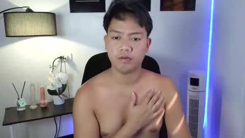 Snapshot of itsurjayxx chatting on April 2026 07:35:01 AM jay jay online show from April 2026 07:35:01 AM